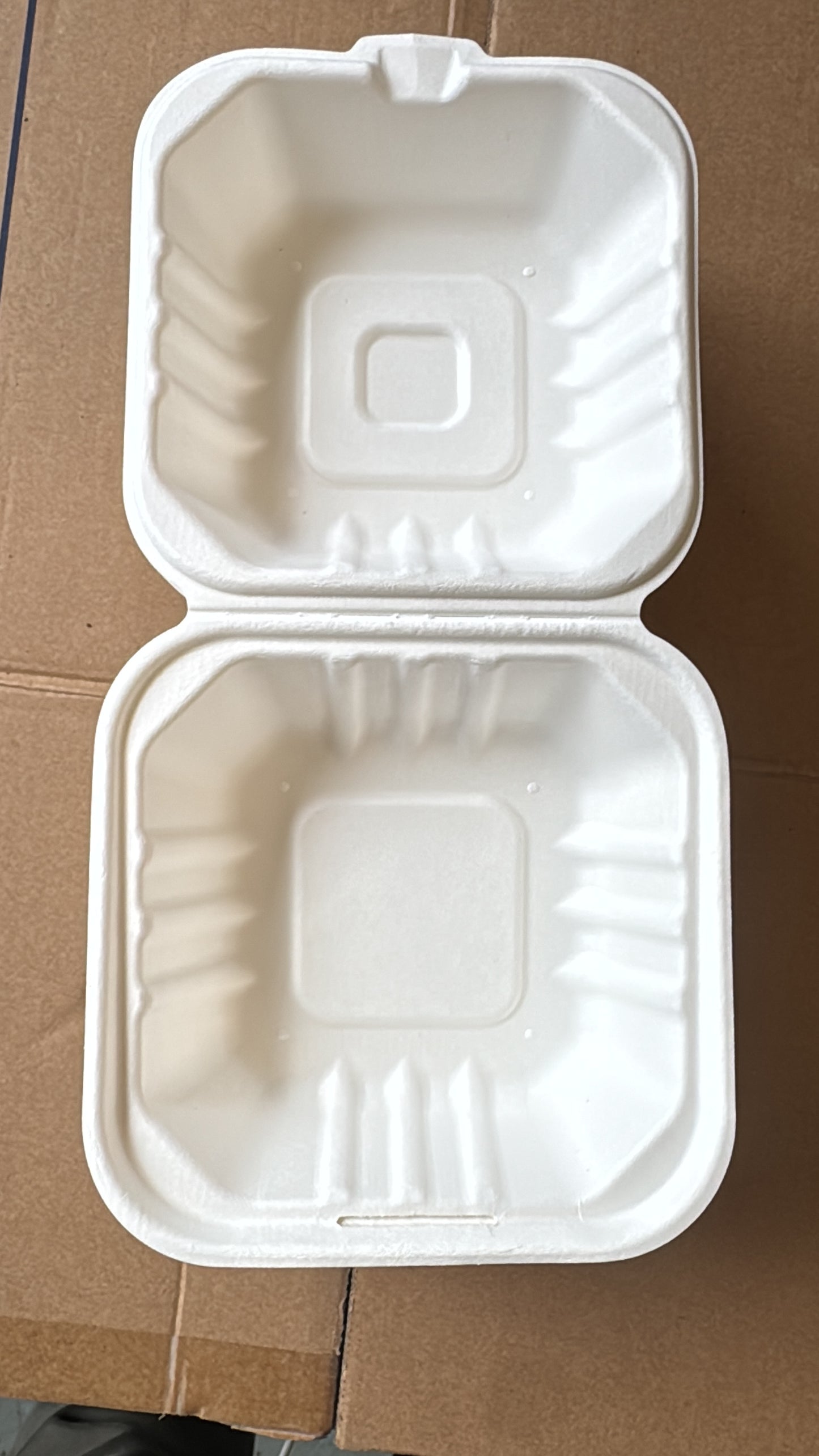 5 x 5” Bagasse Clamshells Burger Box Containers 132x132x65mm